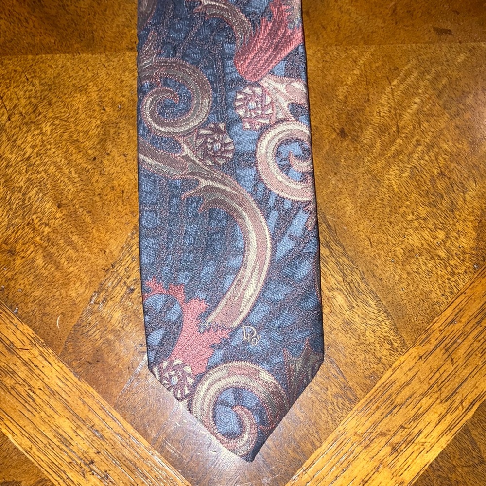Christian Dior. Tie.